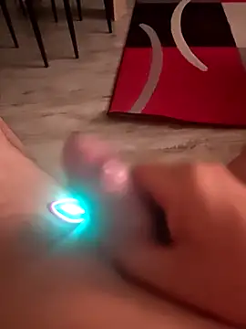 Szeltolo001 online show from 24, 3, 2026