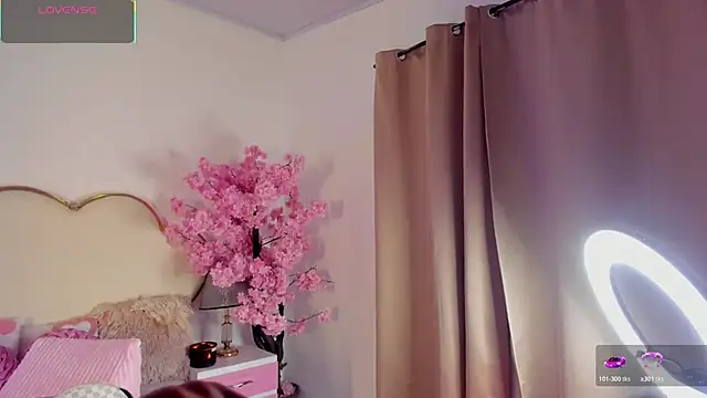 CahitlinBell online show from 14, 4, 2026