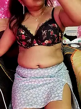 Snapshot of joya_bhabi chatting on 5, 3, 2025 joya bhabi online show from 5, 3, 2025