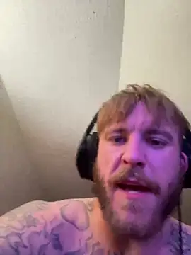 Snapshot of darthjeff21 chatting on 4, 1, 2025 darthjeff21 online show from 4, 1, 2025