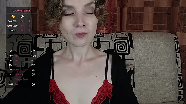 Snapshot of TinaWince chatting on 23, 7, 2026 TinaWince online show from 23, 7, 2026