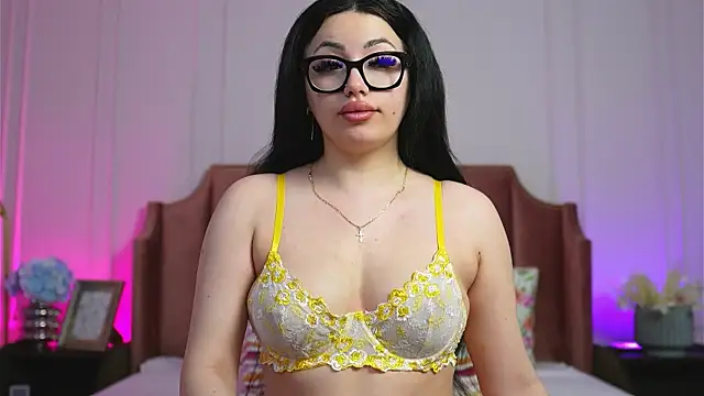 LisaRaee online show from 26, 5, 2026