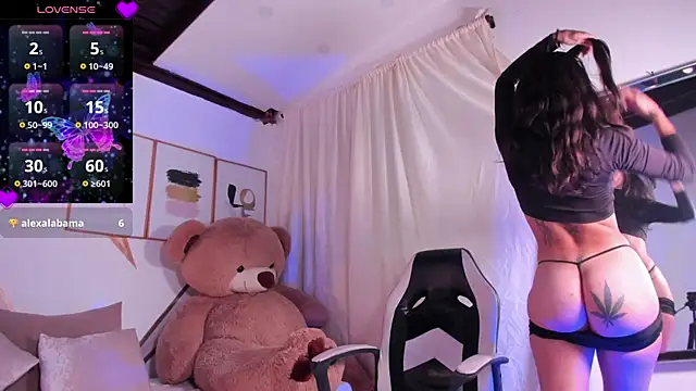 Snapshot of maye_wells chatting on 6, 1, 2025 maye wells online show from 6, 1, 2025