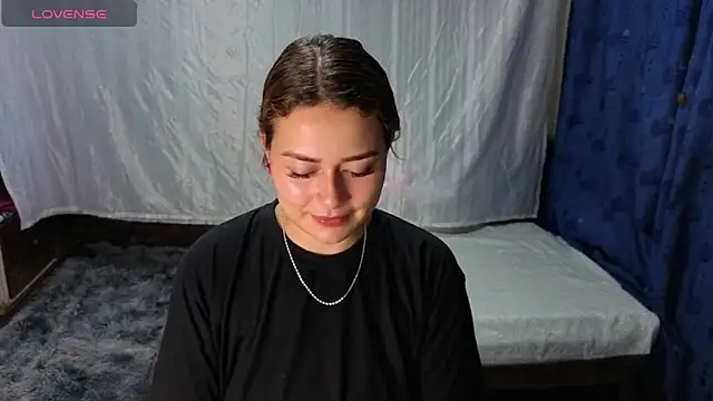 kitty d online show from 21, 4, 2026