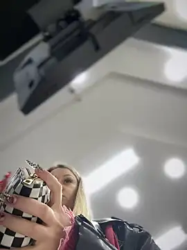 Snapshot of Teya_moon_ chatting on 6, 12, 2024 Teya moon  online show from 6, 12, 2024