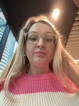 Snapshot of Teya_moon_ chatting on 15, 1, 2025 Teya moon  online show from 15, 1, 2025