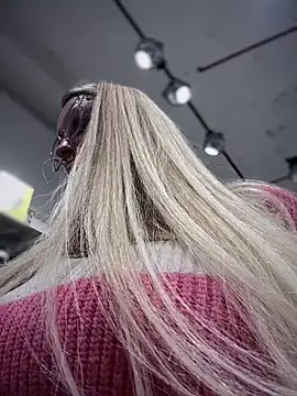 Snapshot of Teya_moon_ chatting on 19, 2, 2025 Teya moon  online show from 19, 2, 2025