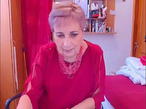 Victoria5643 online show from 9, 11, 2025