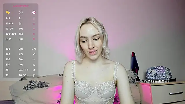 Snapshot of cheryl_mason chatting on 27, 1, 2025 cheryl mason online show from 27, 1, 2025