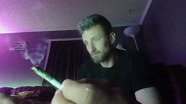 HungStud4You online show from 21, 3, 2025