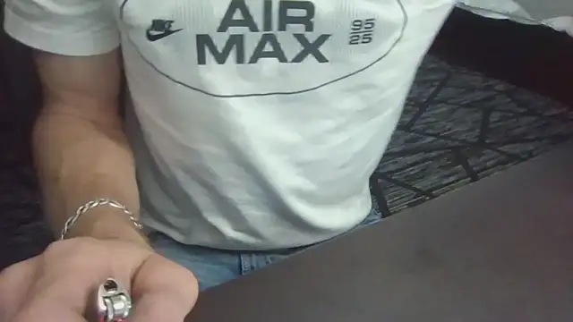 HungStud4You online show from 1, 10, 2025