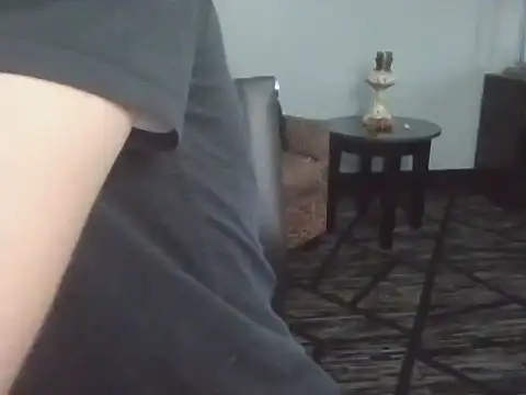 HungStud4You online show from 6, 11, 2025