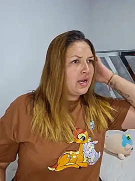 Snapshot of Sofia_Queen17 chatting on 20, 9, 2025 Sofia Queen17 online show from 20, 9, 2025