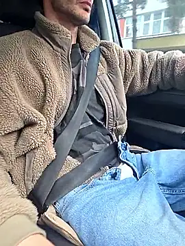 Zeefy online show from 15, 4, 2026