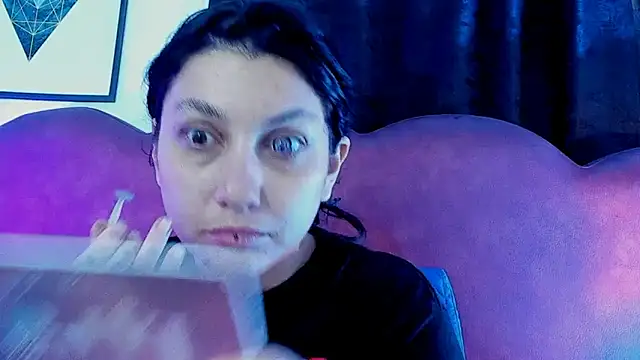 Snapshot of sophy_rock chatting on 18, 6, 2026 sophy rock online show from 18, 6, 2026