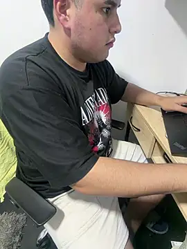 Snapshot of BigmanLatam chatting on 11, 4, 2026 BigmanLatam online show from 11, 4, 2026