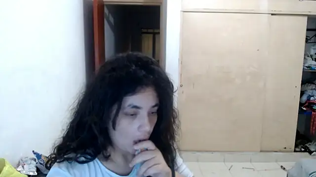 Snapshot of ladydeathz chatting on 14, 1, 2025 ladydeathz online show from 14, 1, 2025