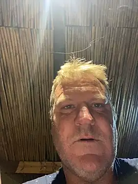 Snapshot of sexycouple109 chatting on 27, 12, 2024 sexycouple109 online show from 27, 12, 2024