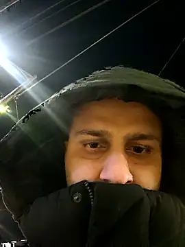 Snapshot of Fucklover011 chatting on 21, 12, 2025 Fucklover011 online show from 21, 12, 2025