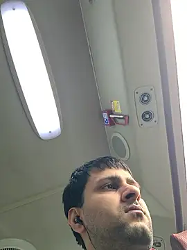 Snapshot of Fucklover011 chatting on 1, 3, 2026 Fucklover011 online show from 1, 3, 2026