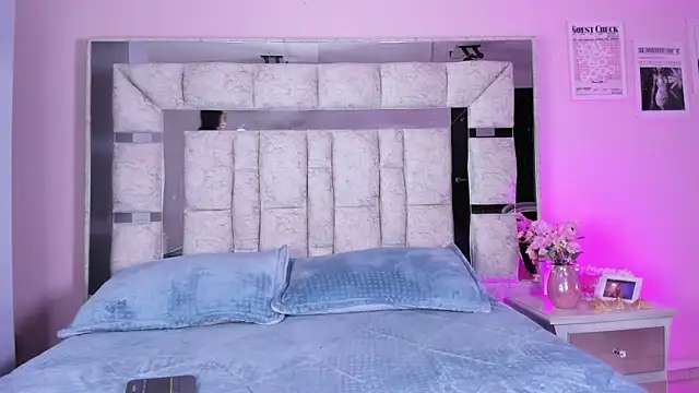 Snapshot of Sara_Greey chatting on 22, 9, 2025 Sara Greey online show from 22, 9, 2025