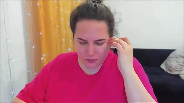  madalexa  online show from 9, 4, 2026