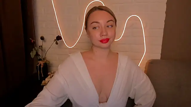 Snapshot of DanielaWisse chatting on 9, 12, 2024 DanielaWisse online show from 9, 12, 2024