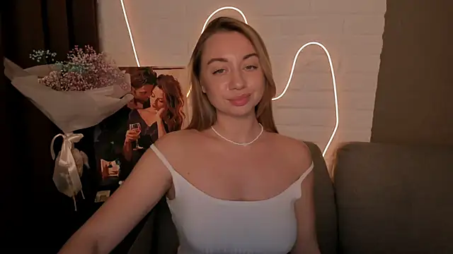 Snapshot of DanielaWisse chatting on 25, 12, 2024 DanielaWisse online show from 25, 12, 2024