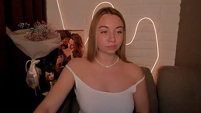 Snapshot of DanielaWisse chatting on 26, 12, 2024 DanielaWisse online show from 26, 12, 2024