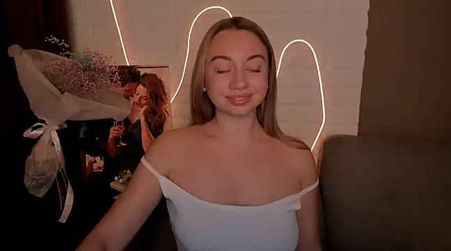 Snapshot of DanielaWisse chatting on 6, 1, 2025 DanielaWisse online show from 6, 1, 2025