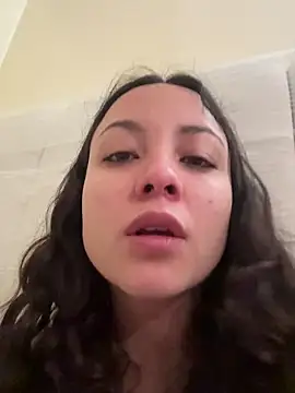 Megan Rodrigo online show from 23, 2, 2026