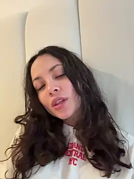 Snapshot of Megan_Rodrigo chatting on 2, 7, 2026 Megan Rodrigo online show from 2, 7, 2026