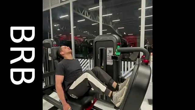 Tom blunt96 online show from 3, 3, 2026