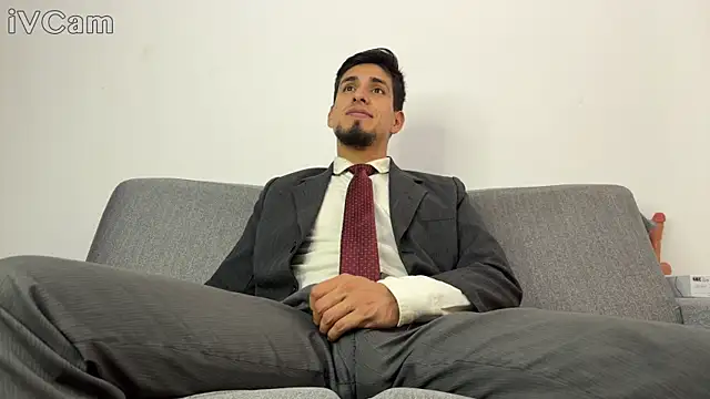 Tom blunt96 online show from 9, 4, 2026