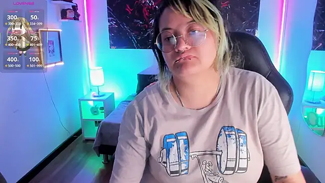 lucky-leah online show from 23, 10, 2025