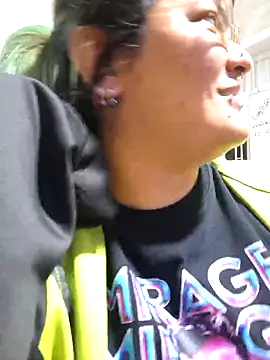 lucky-leah online show from 15, 11, 2025