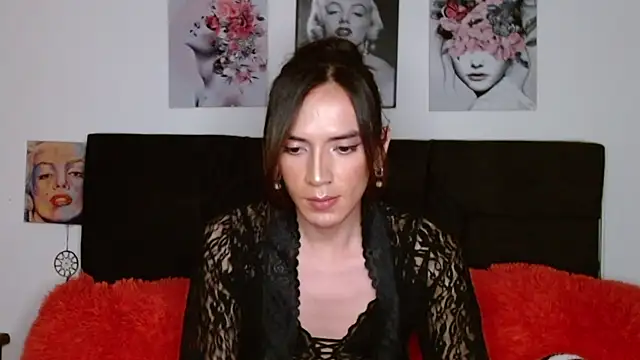 pearllatin online show from 3, 10, 2025