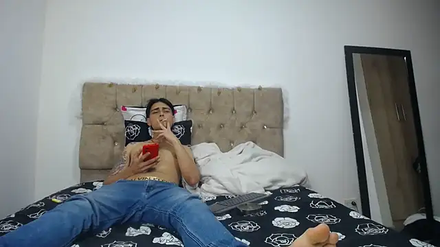 Snapshot of Amanda_Jampiher chatting on 8, 12, 2024 Amanda Jampiher online show from 8, 12, 2024