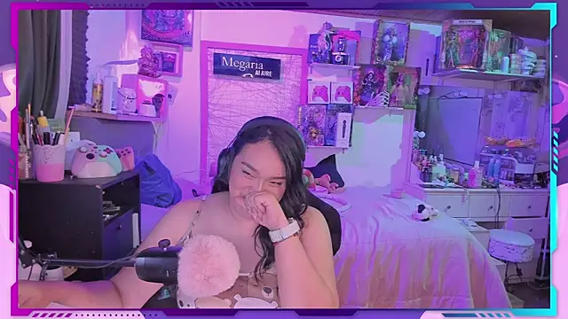 Snapshot of MegariaB chatting on 22, 9, 2025 MegariaB online show from 22, 9, 2025