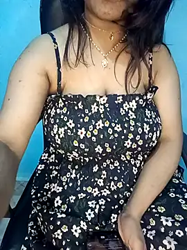 Snapshot of Dayna-36 chatting on 5, 2, 2025 Dayna-36 online show from 5, 2, 2025