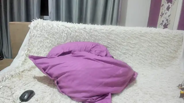 Snapshot of Dyana_Kaylinn chatting on 17, 1, 2025 Dyana Kaylinn online show from 17, 1, 2025