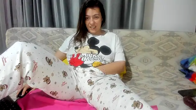 Snapshot of Dyana_Kaylinn chatting on 21, 3, 2025 Dyana Kaylinn online show from 21, 3, 2025