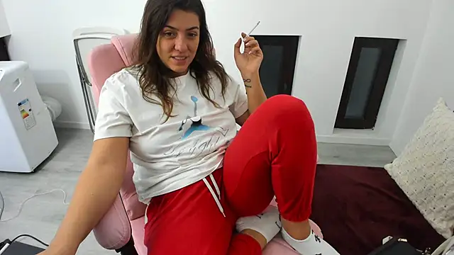 Snapshot of Dyana_Kaylinn chatting on 26, 9, 2025 Dyana Kaylinn online show from 26, 9, 2025