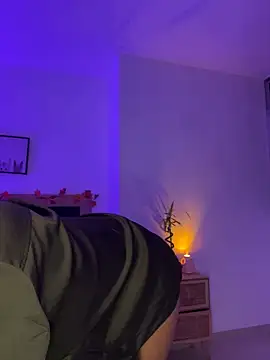 Susi bell online show from 9, 1, 2025