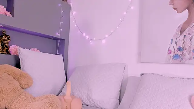 rosemonrooe online show from 3, 3, 2025