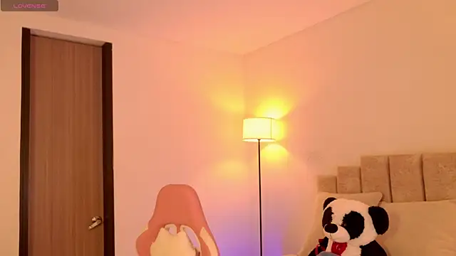 KaylaCollinsX online show from 3, 7, 2026