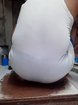 Snapshot of Burhade-- chatting on 1, 4, 2026 Burhade-- online show from 1, 4, 2026