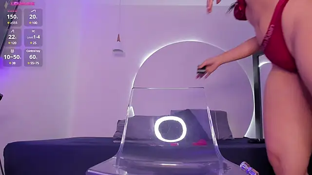 Snapshot of April_collinss chatting on 5, 2, 2025 April collinss online show from 5, 2, 2025