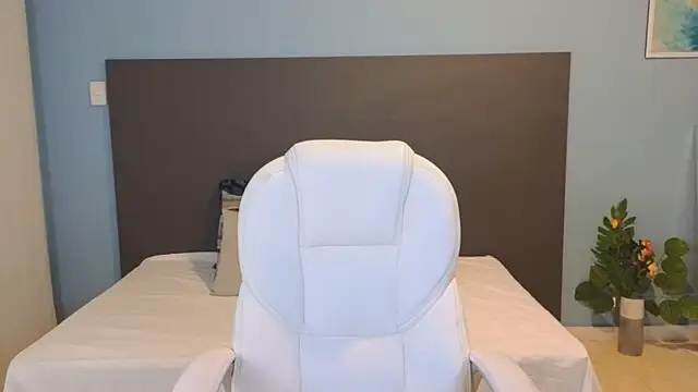 maiaa ruiz online show from 16, 1, 2025