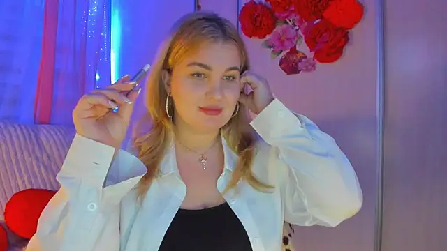 CoraSwon online show from 10, 3, 2025